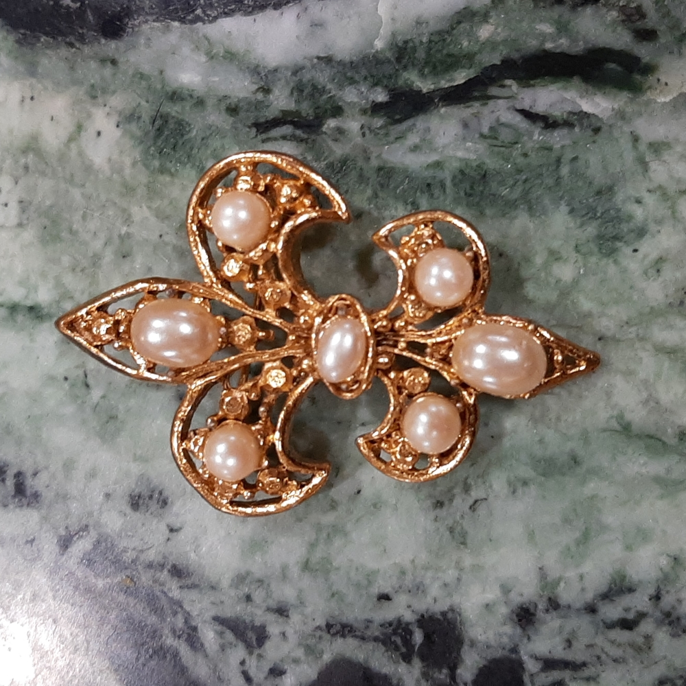 Vintage Fleur-de-lis M. Jent Costume Brooch